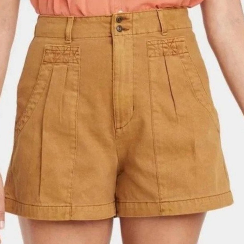 Universal Thread Women's High Rise Midi Shorts Size 6 Mustard Seed